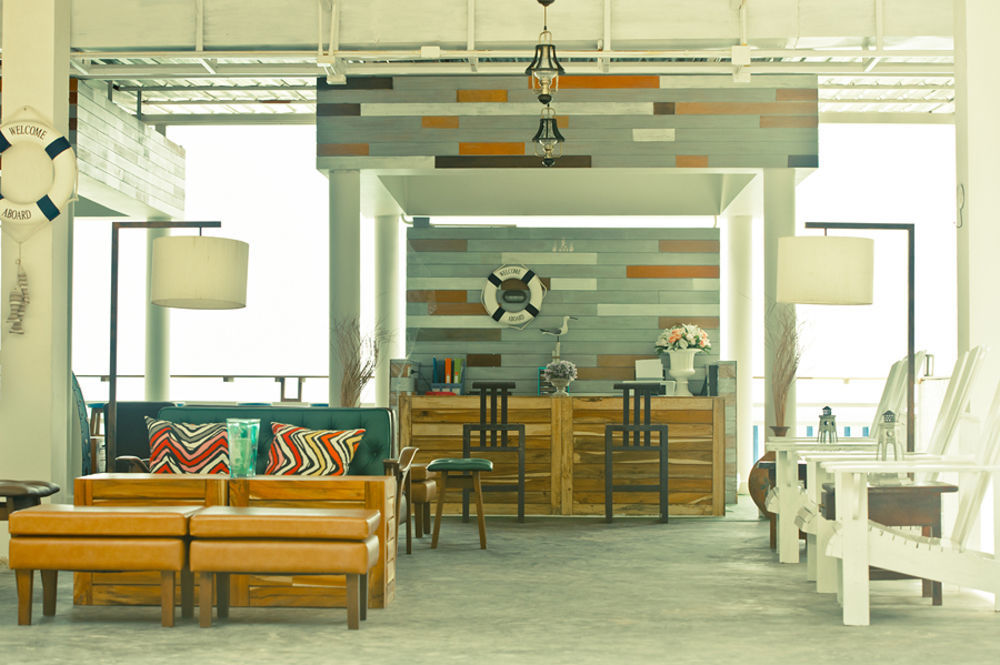 At Zea Hotel Patong Екстер'єр фото