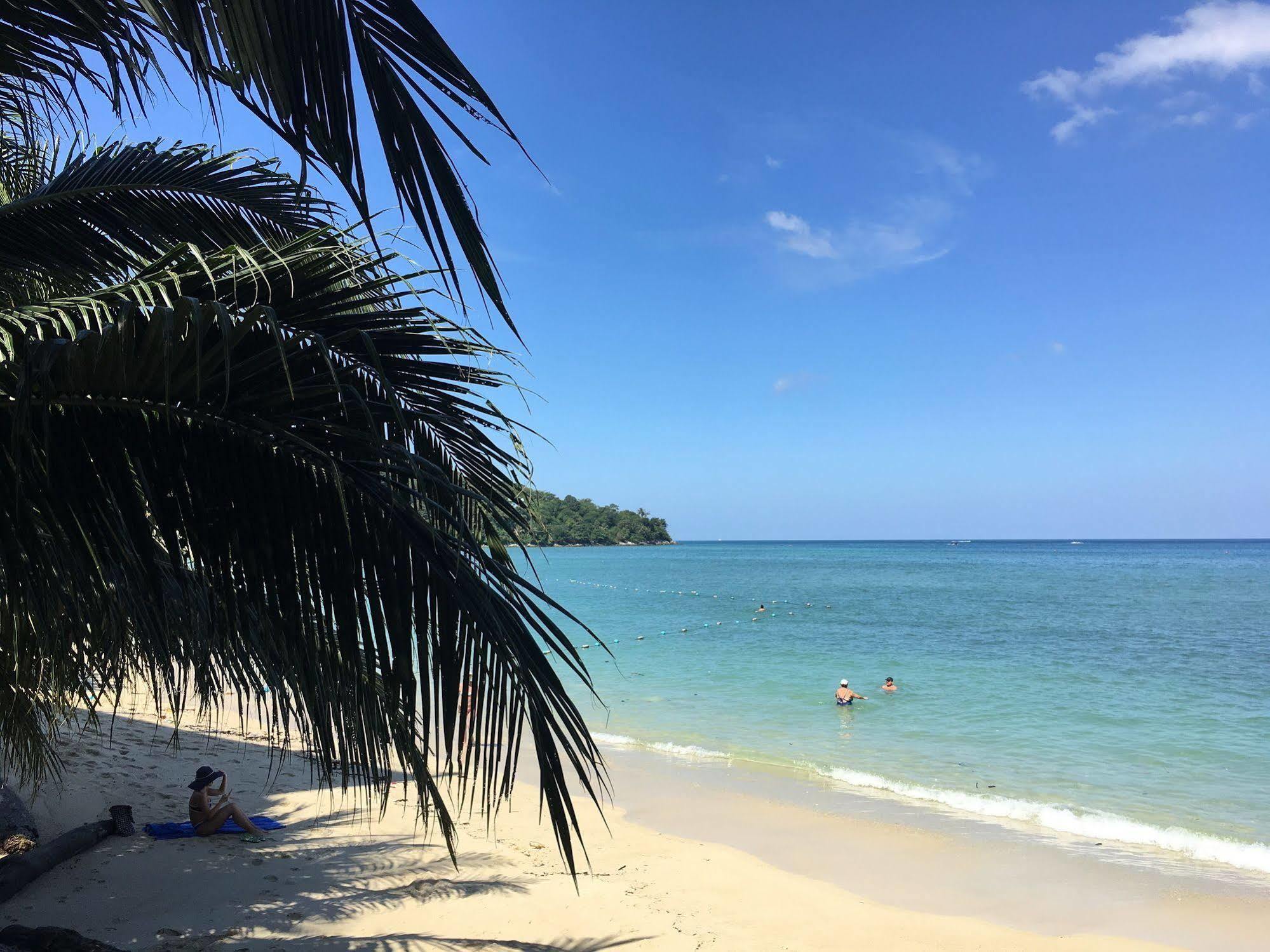 At Zea Hotel Patong Екстер'єр фото