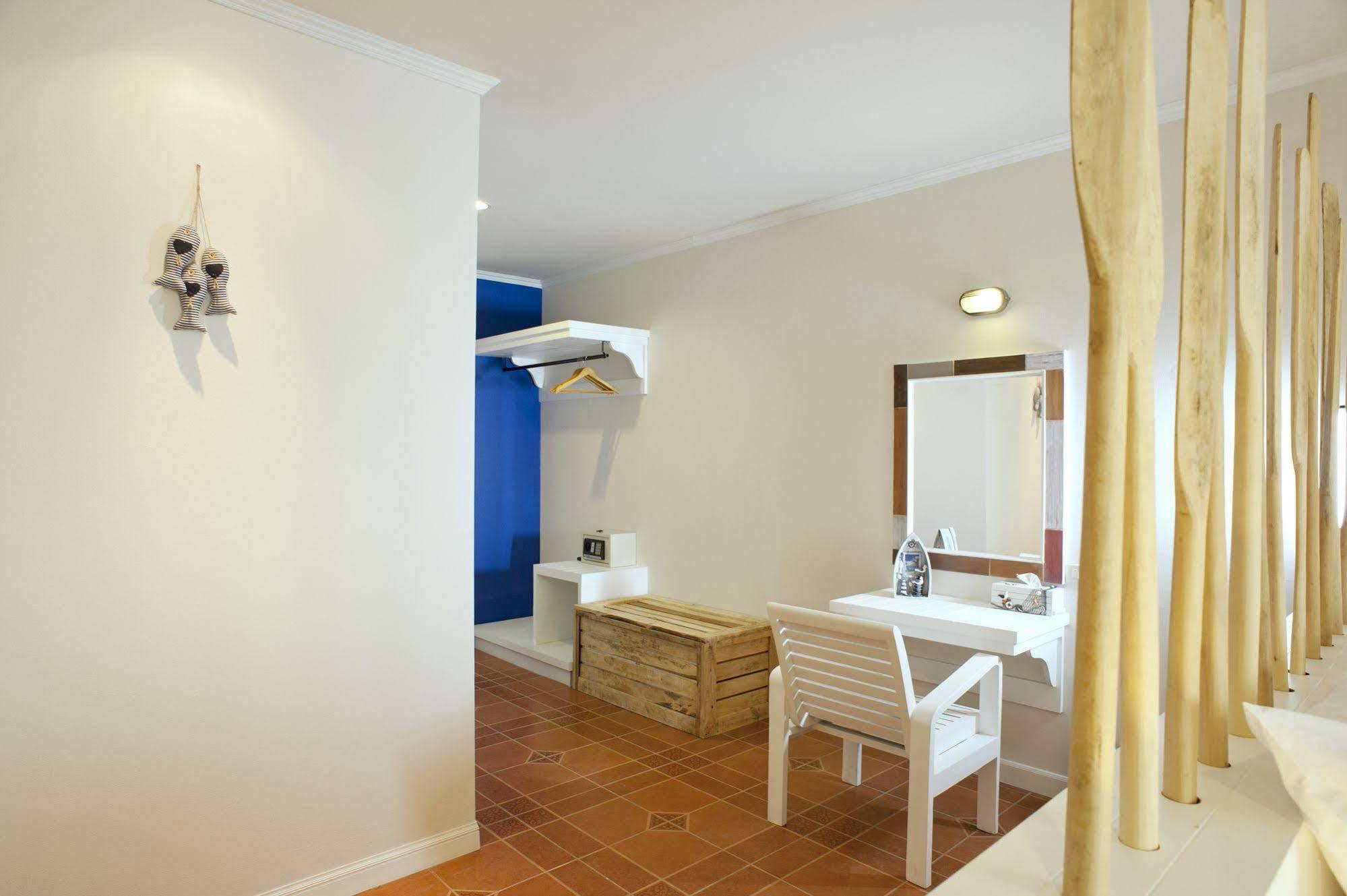 At Zea Hotel Patong Екстер'єр фото